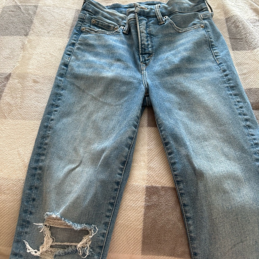 American Eagle Lu(x)e Jean